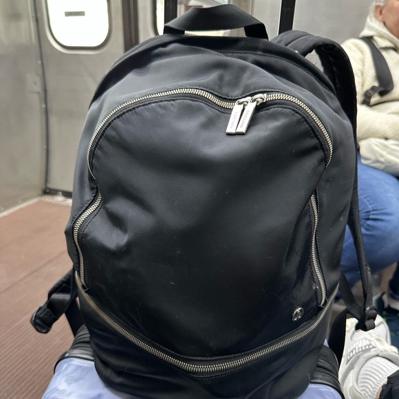 lululemon athletica city adventurer backpack